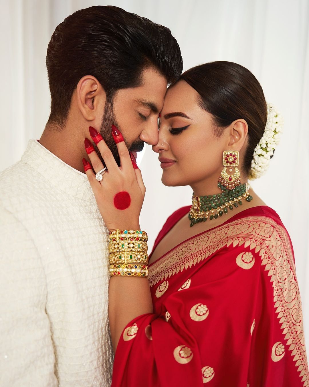 AAB Sonakshi Jacquard Border Lichi Silk Wedding Saree Suppliers In Mumbai